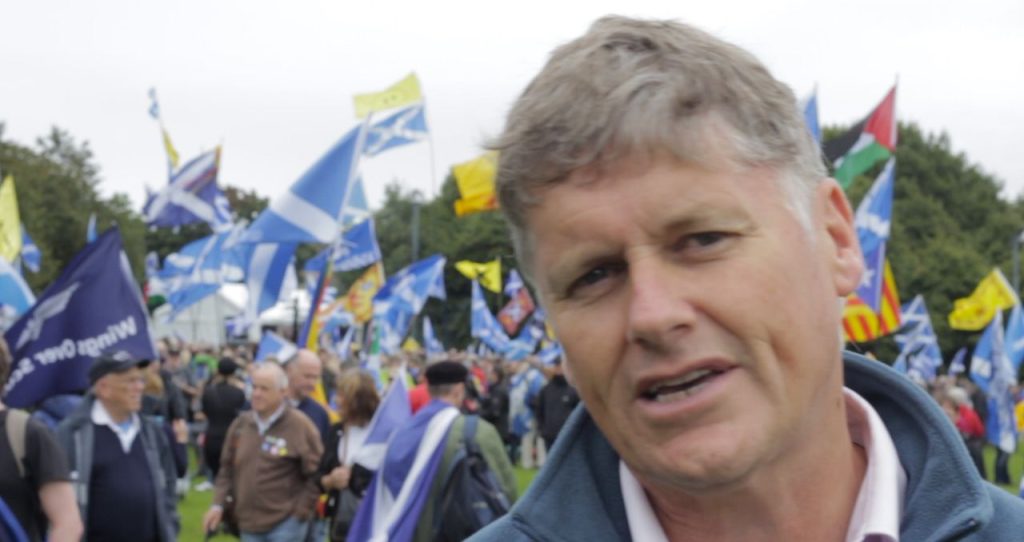 Colin Fox SSP Nothing to Lose but our chains. Scottish Independence podcasts